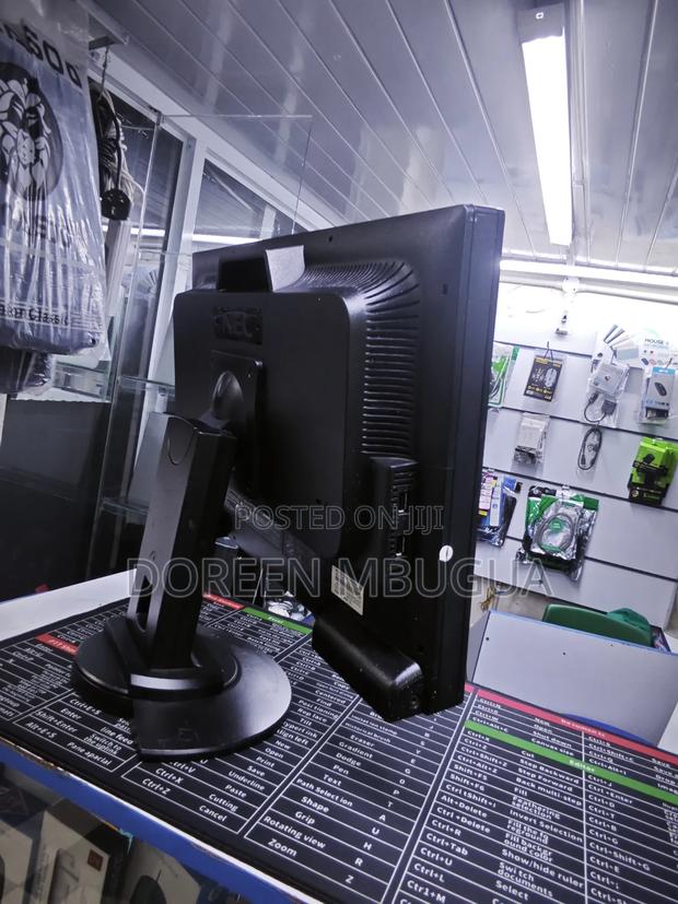 Nec 22" Monitor - thumbnail 3
