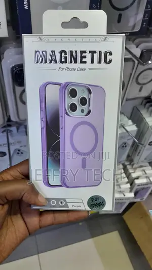 Canshn Magnetic Transluscent iPhone 15 Pro Max Case