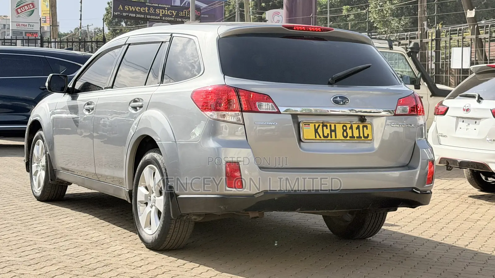 Subaru Outback 2.5i 2011 Silver