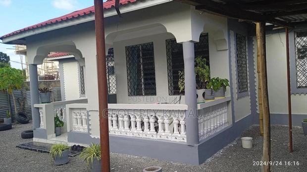 3bdrm Bungalow in Mtwapa for sale - thumbnail 11