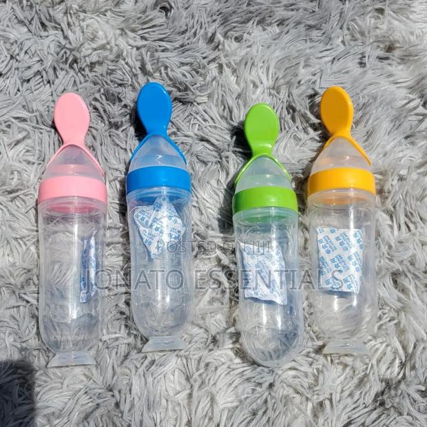 Silicone Baby Feeding Spoon Bottle - Squeezy Weaning Feeder - main view