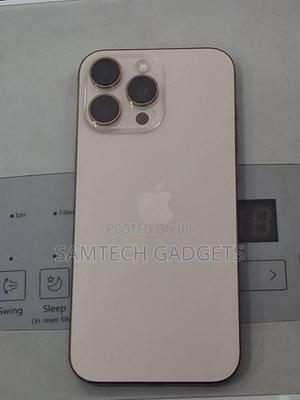 Apple iPhone 16 Pro Max 256 GB Gold - thumbnail 2