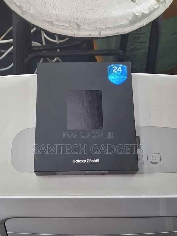 New Samsung Galaxy Z Fold 5 512 GB Black