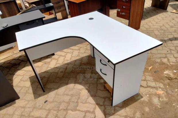 Modern L-shape Office Desk – Spacious & Professional - main view