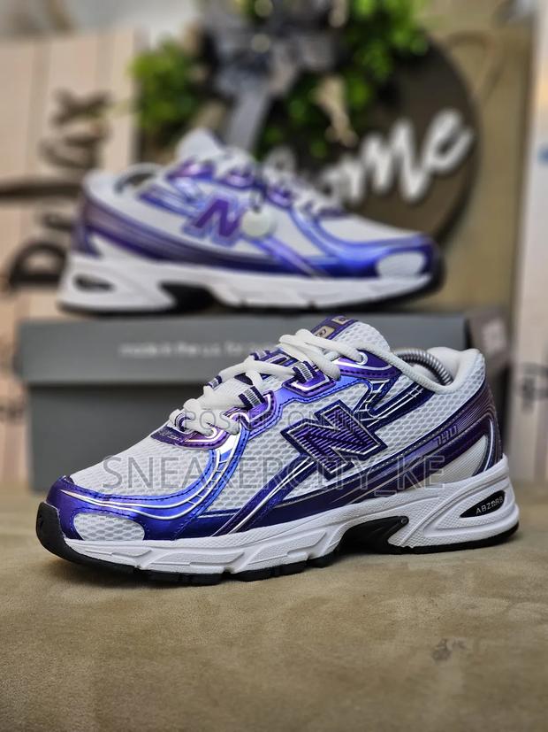 New Balance 740 Unisex - thumbnail 2