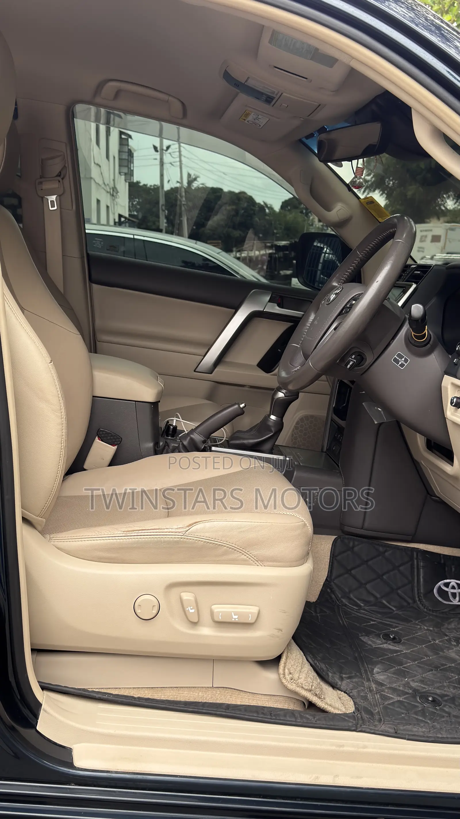 Toyota Land Cruiser Prado 2.8 2019 Black