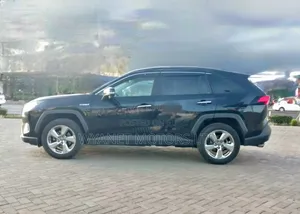 Toyota RAV4 Hybrid 2020 Black