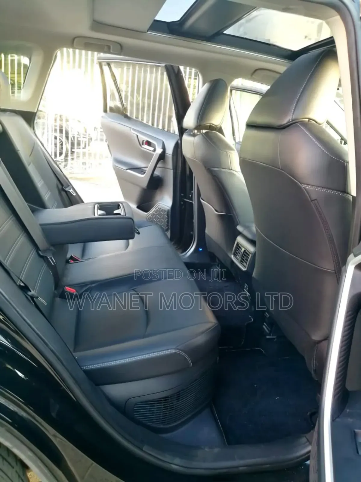 Toyota RAV4 Hybrid 2020 Black