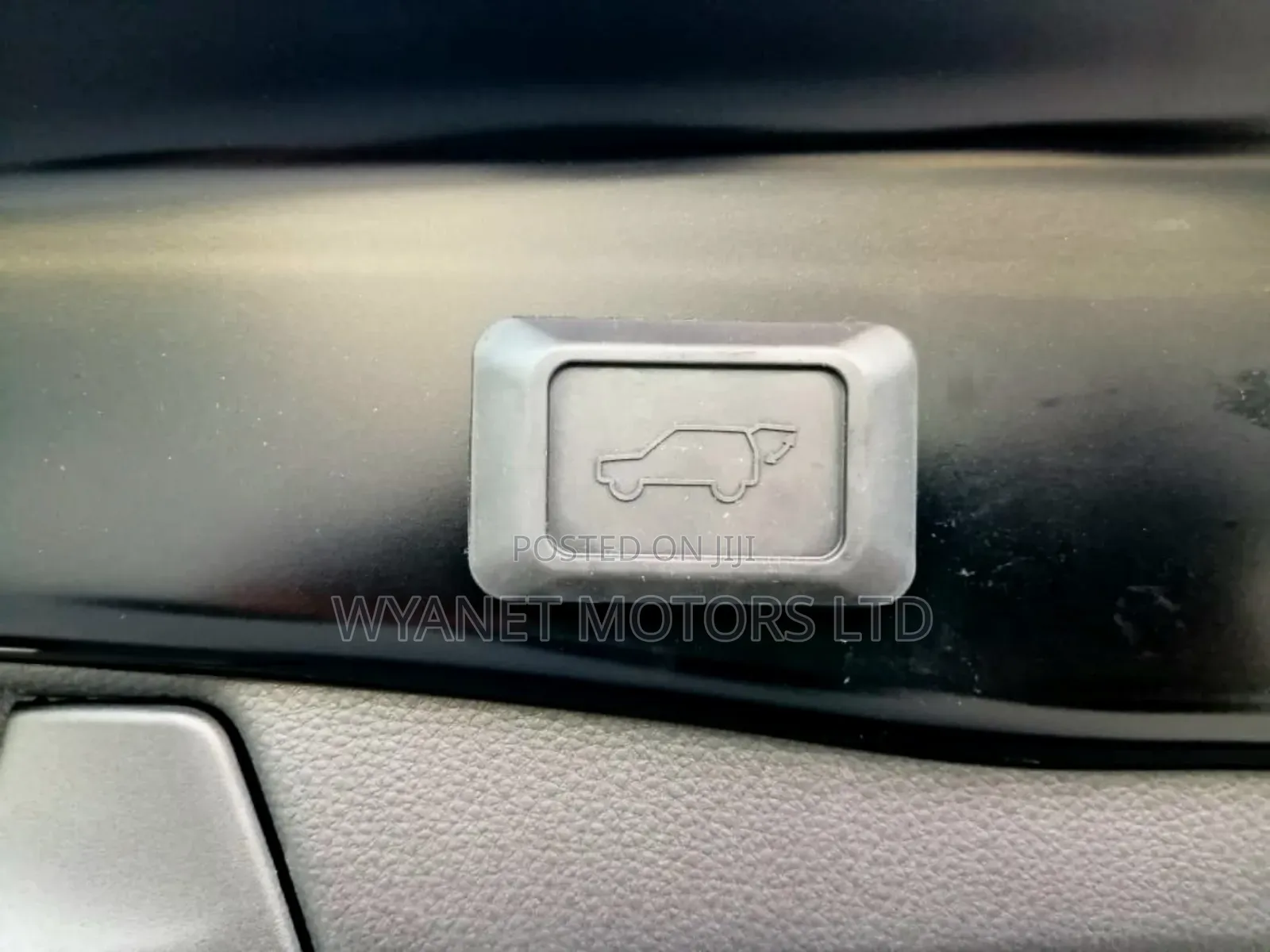 Toyota RAV4 Hybrid 2020 Black