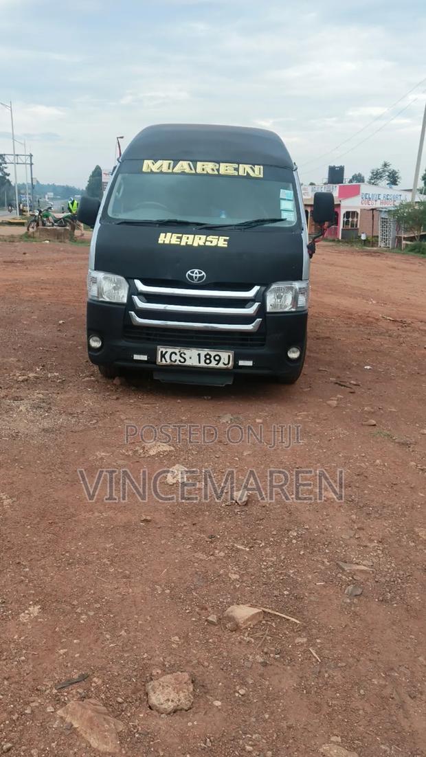 Toyota HiAce 2012 Silver - thumbnail 3