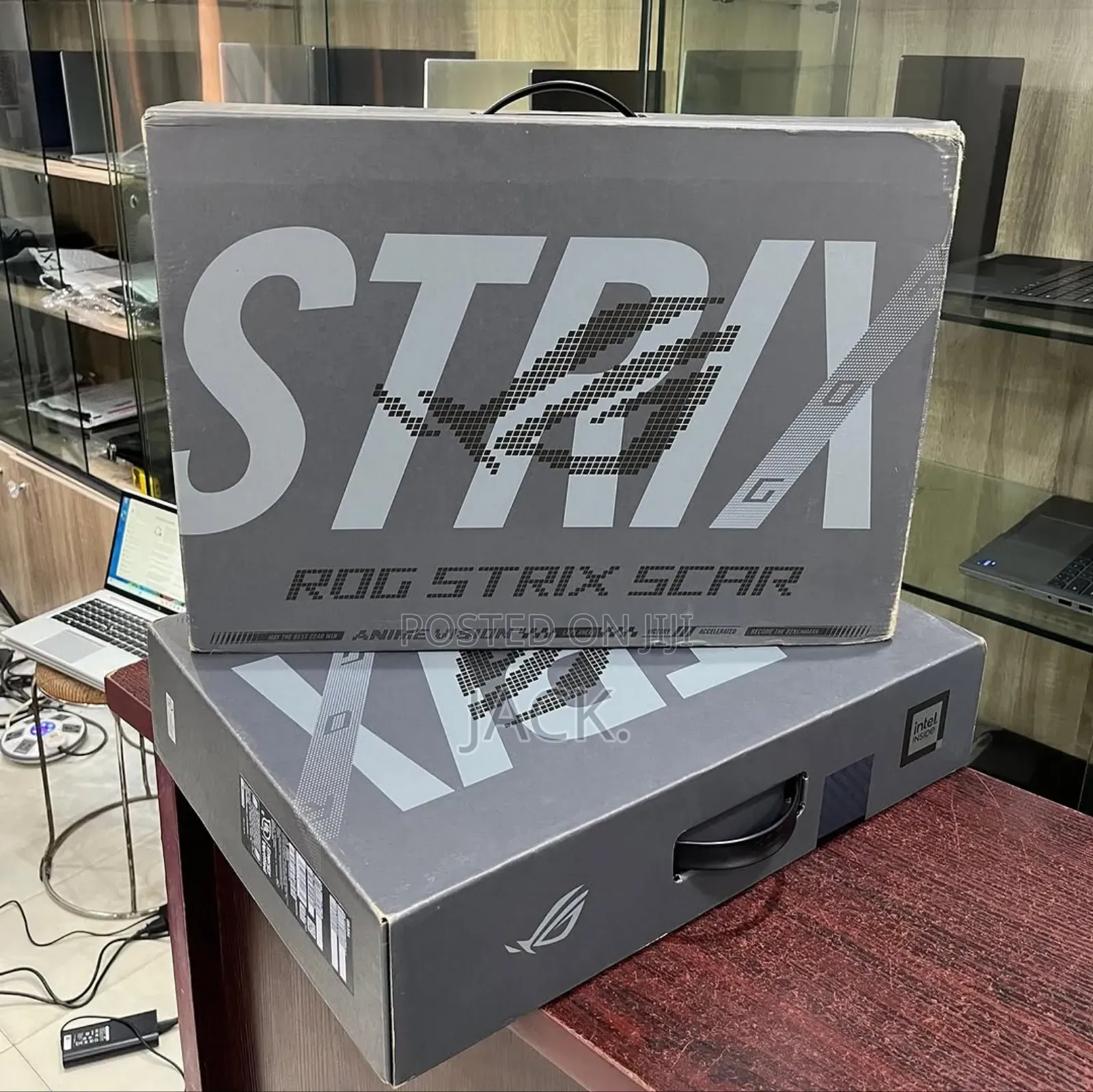 New Laptop Asus ROG Strix G17 64GB Intel Core Ultra 9 SSD 4T
