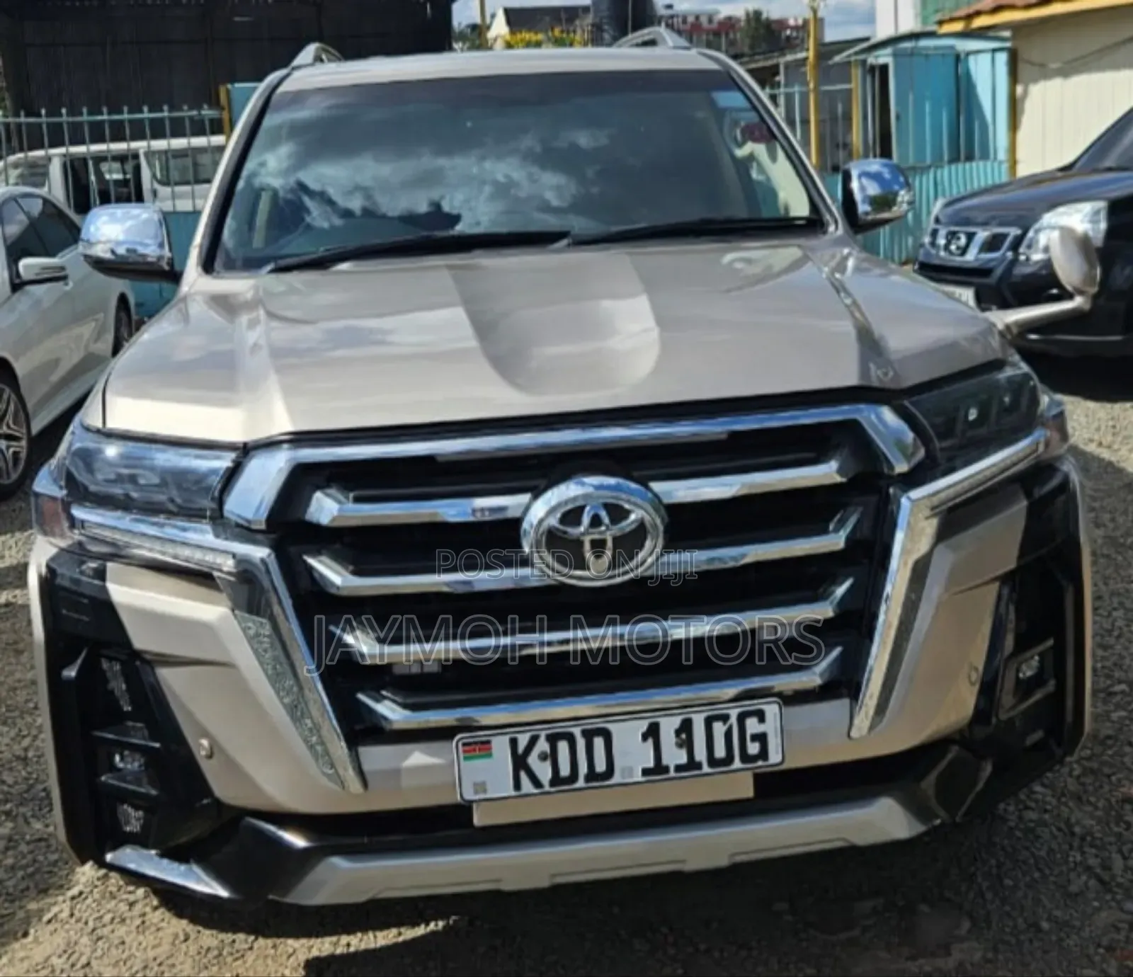 Toyota Land Cruiser 2015 Gold