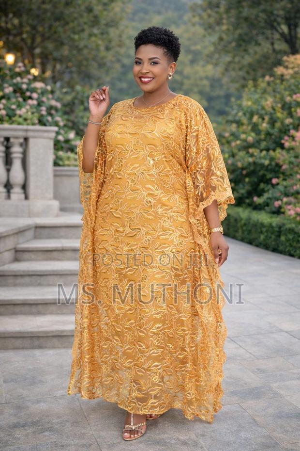 Quality Heavy Lace Free Size 2 Piece Gowns - thumbnail 2