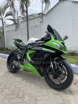 Kawasaki Ninja ZX6R 2016 Green