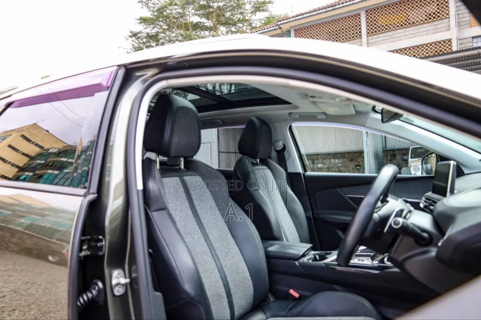 Peugeot 3008 2019 Green