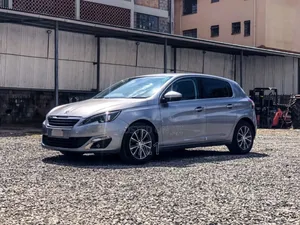 Peugeot 308 2018 Silver