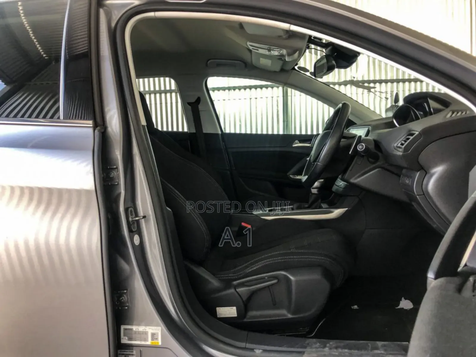 Peugeot 308 2018 Silver