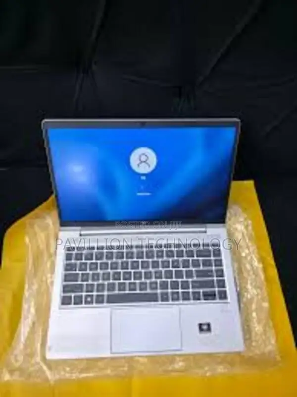 Laptop HP EliteBook 645 G9 16GB AMD Ryzen 5 SSD 256GB