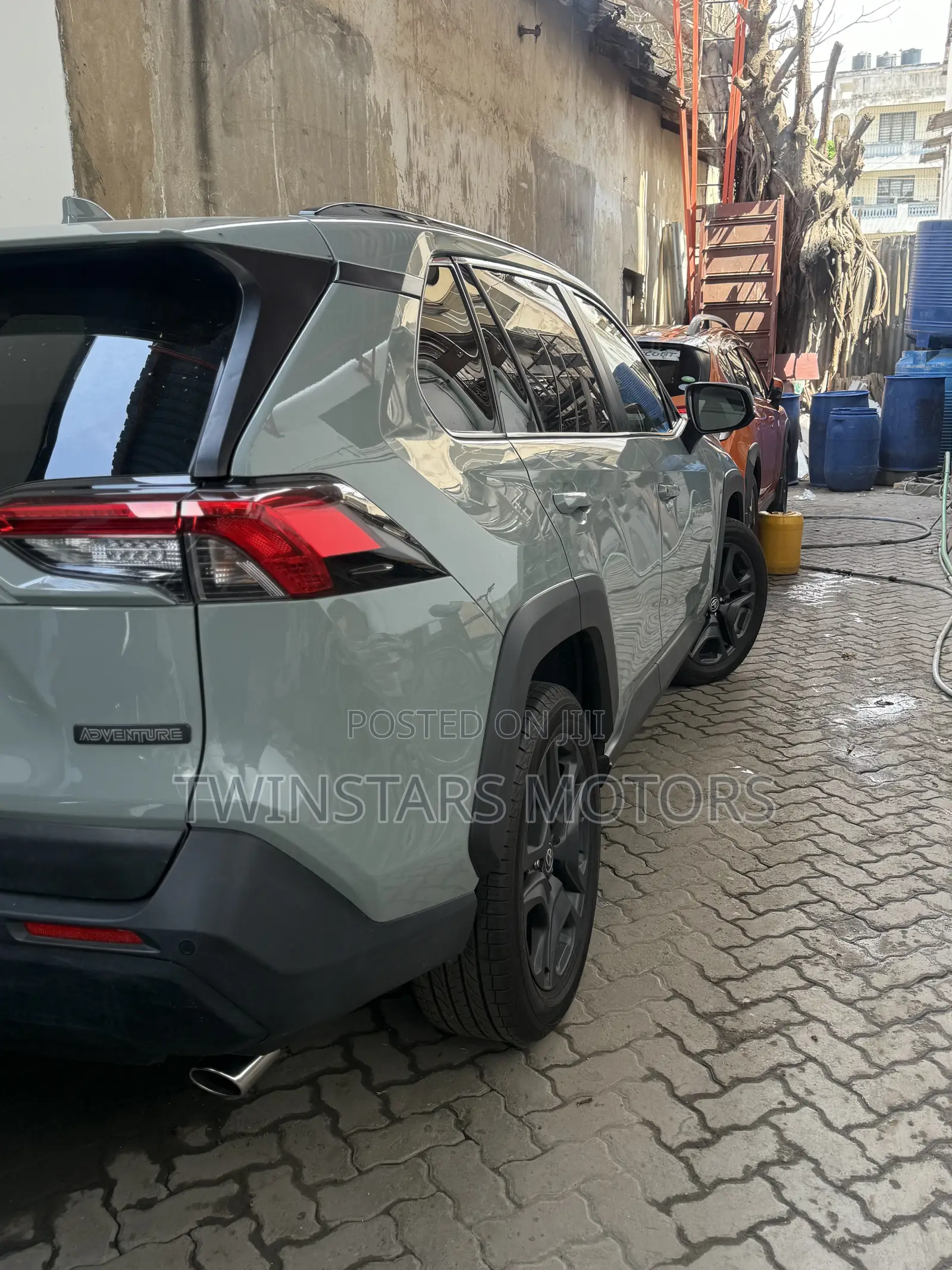 Toyota RAV4 Adventure AWD 2020 Gray