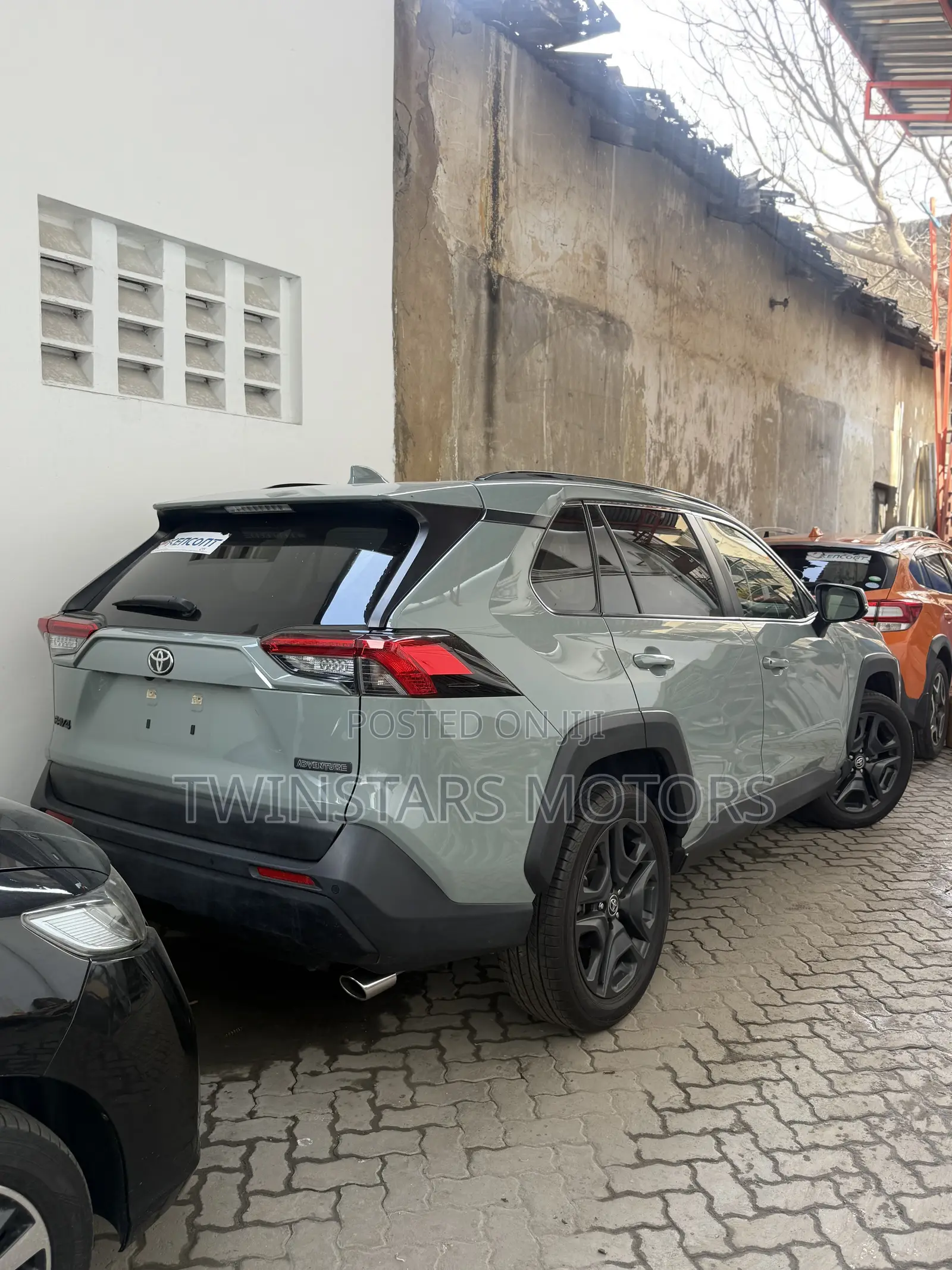 Toyota RAV4 Adventure AWD 2020 Gray