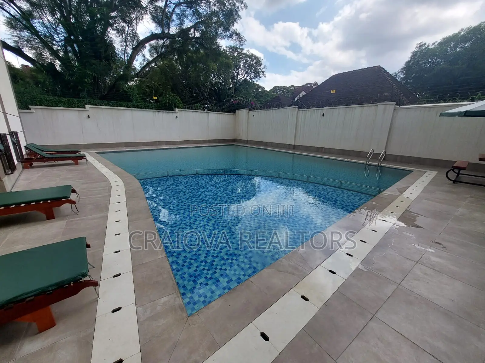 3bdrm Apartment in Riverside Drive for sale