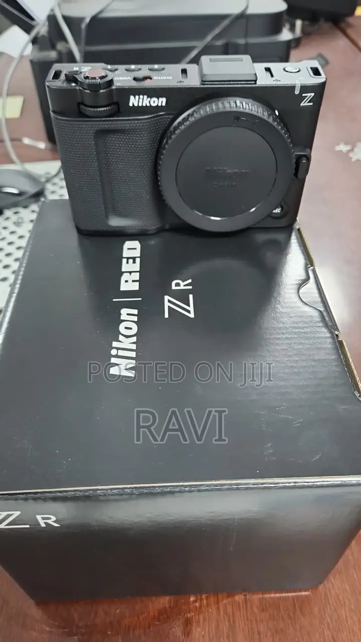 Nikon Zr Camera