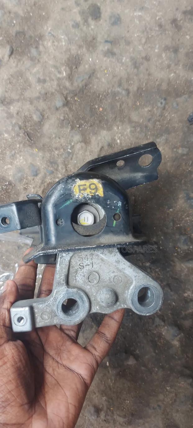 Engine Mounting Toyota Harrier New Model 2016 - thumbnail 3