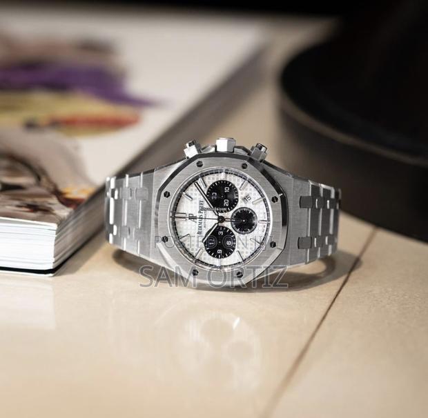 Ap Royal Chronograph “Panda” – Reference 26331st – Inspection Welcome - thumbnail 4