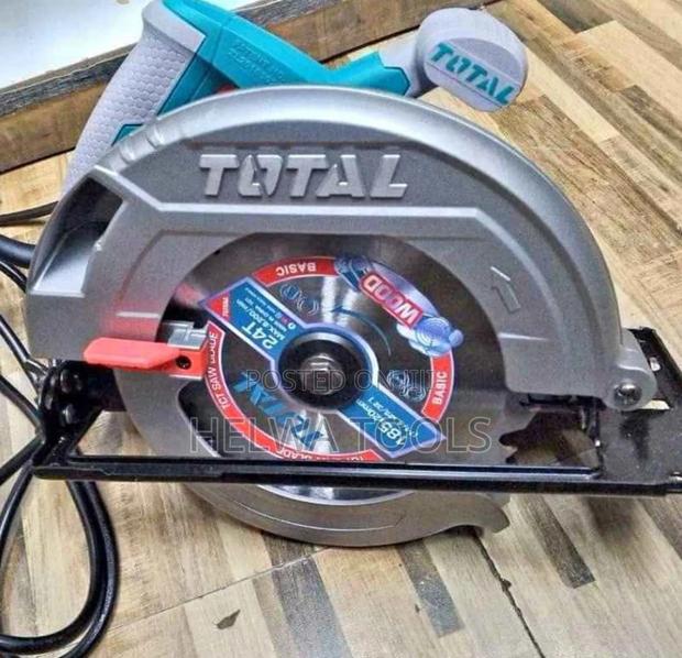 Total Professional Circular Saw, 1400watts, 7" - main view