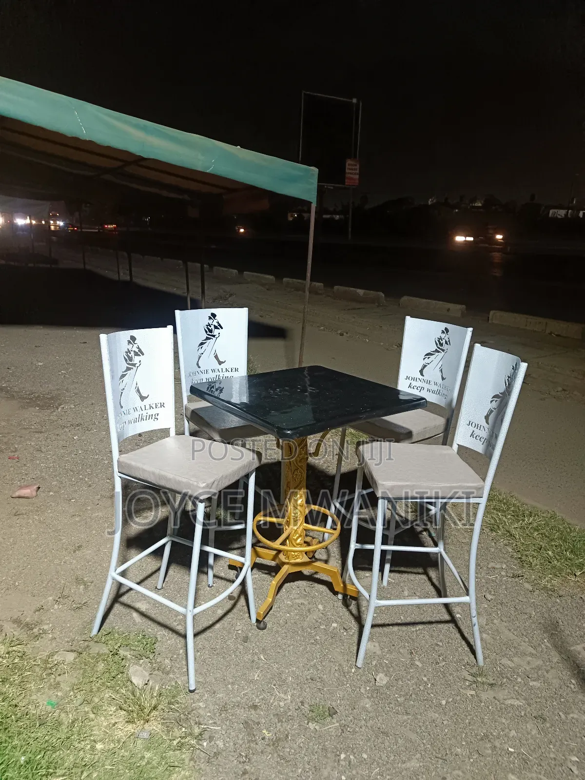 Coated High Bar Chairs Set and Table 