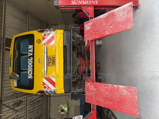 Durable Sunshine 4t Four Post Carlift Machine Best Quality - thumbnail 3