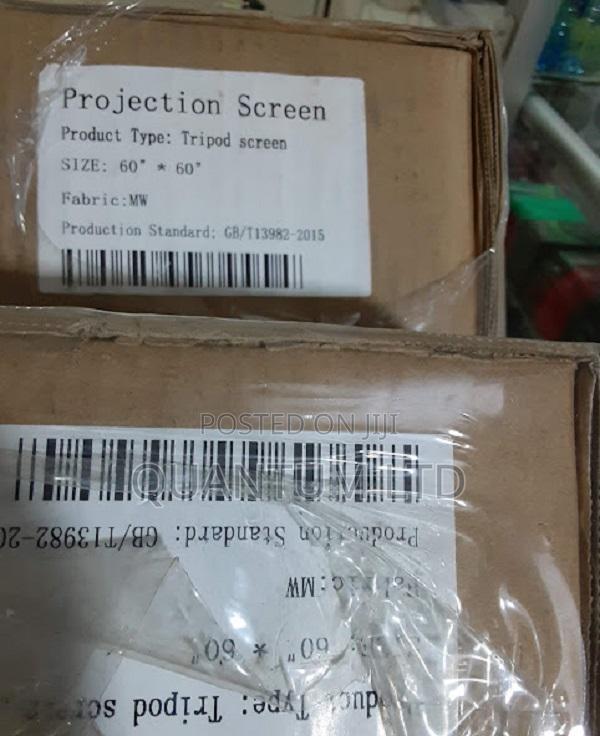 Tripod Projector Screen 60 by 60cm - main view