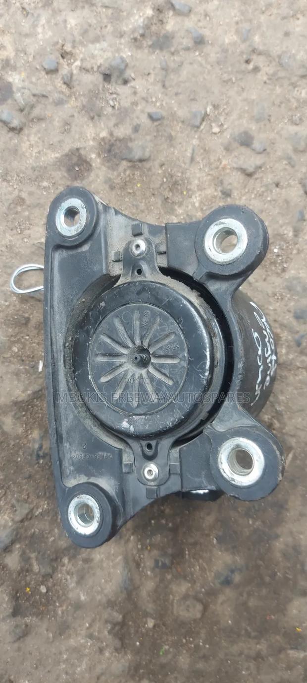 Engine Mounting Honda Accord Down - thumbnail 3
