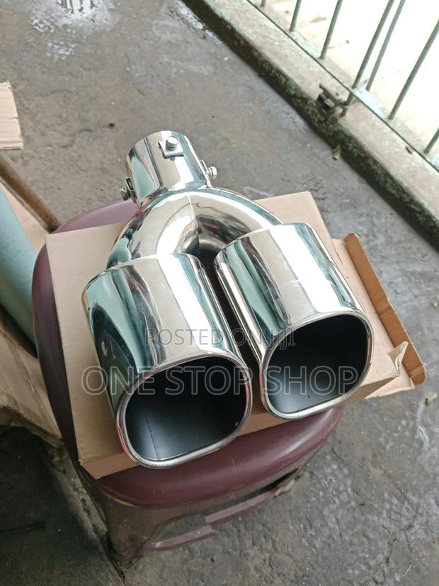 2.5" Square Exhaust Tail - main view