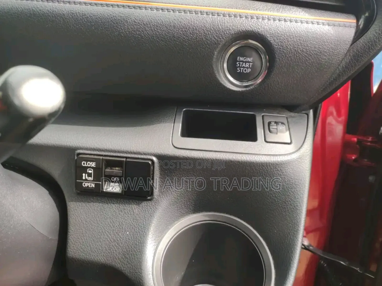 Toyota Sienta 2019 Red