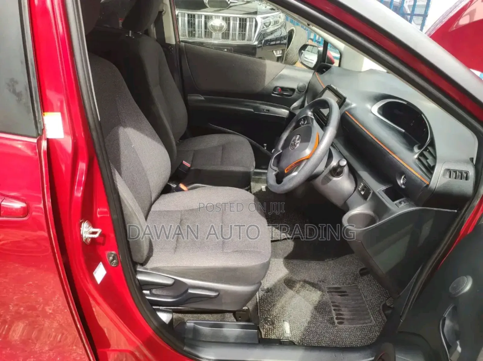 Toyota Sienta 2019 Red
