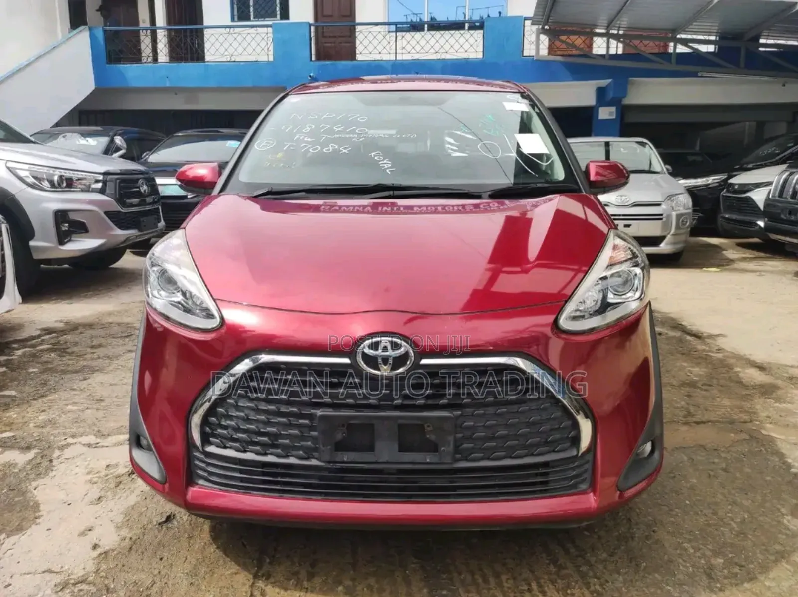 Toyota Sienta 2019 Red