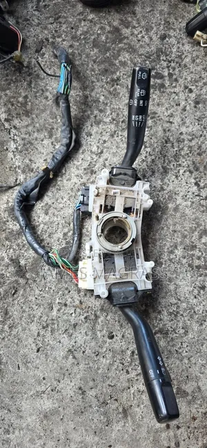 Toyota Hiace(5l) Headlight Switches Available