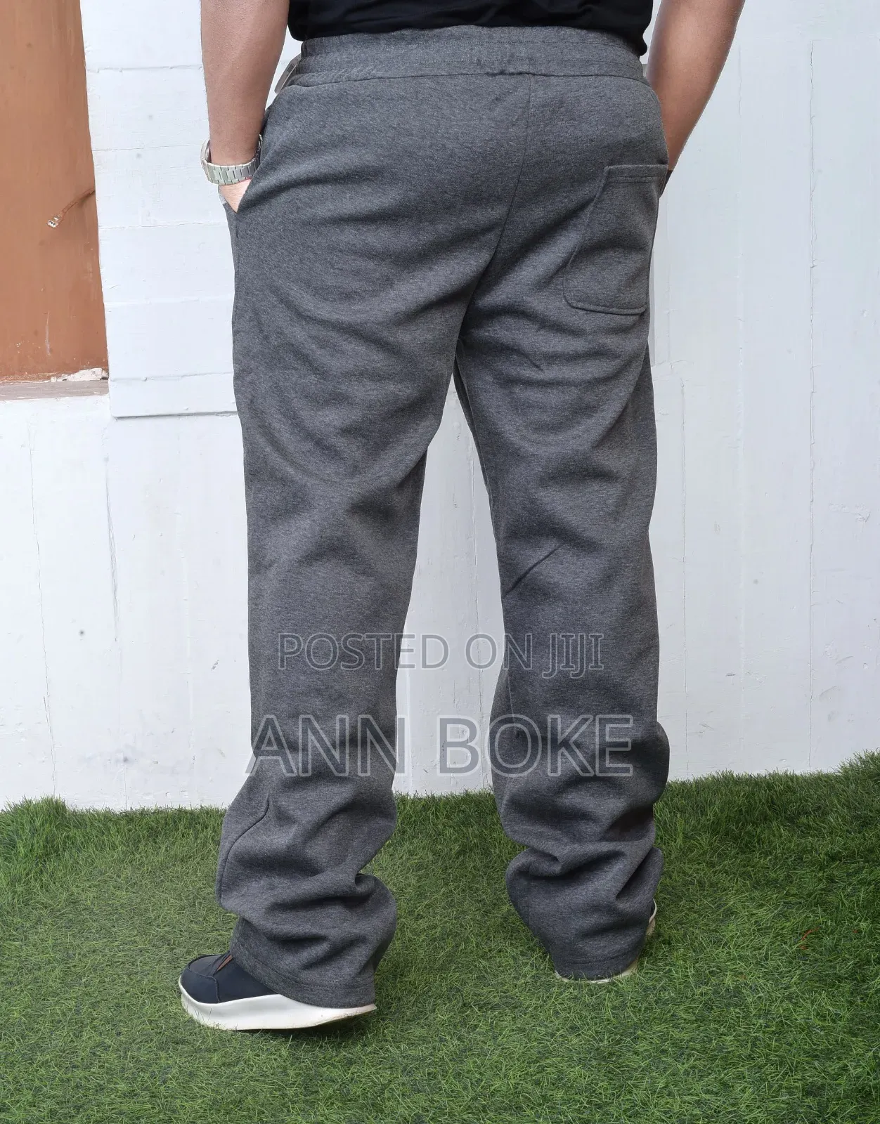 Quality Buggy Sweatpants
Size L, Xl, 2x 3xl (32 - 38(
Order
