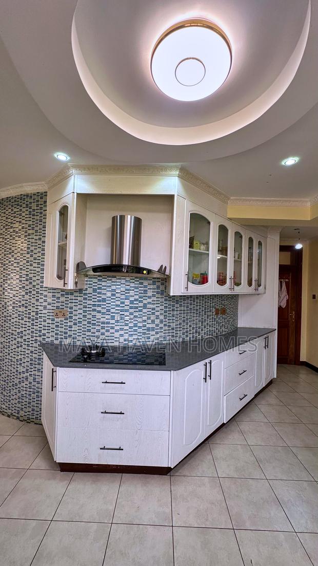 6bdrm Maisonette in Membley Estate for sale - thumbnail 11