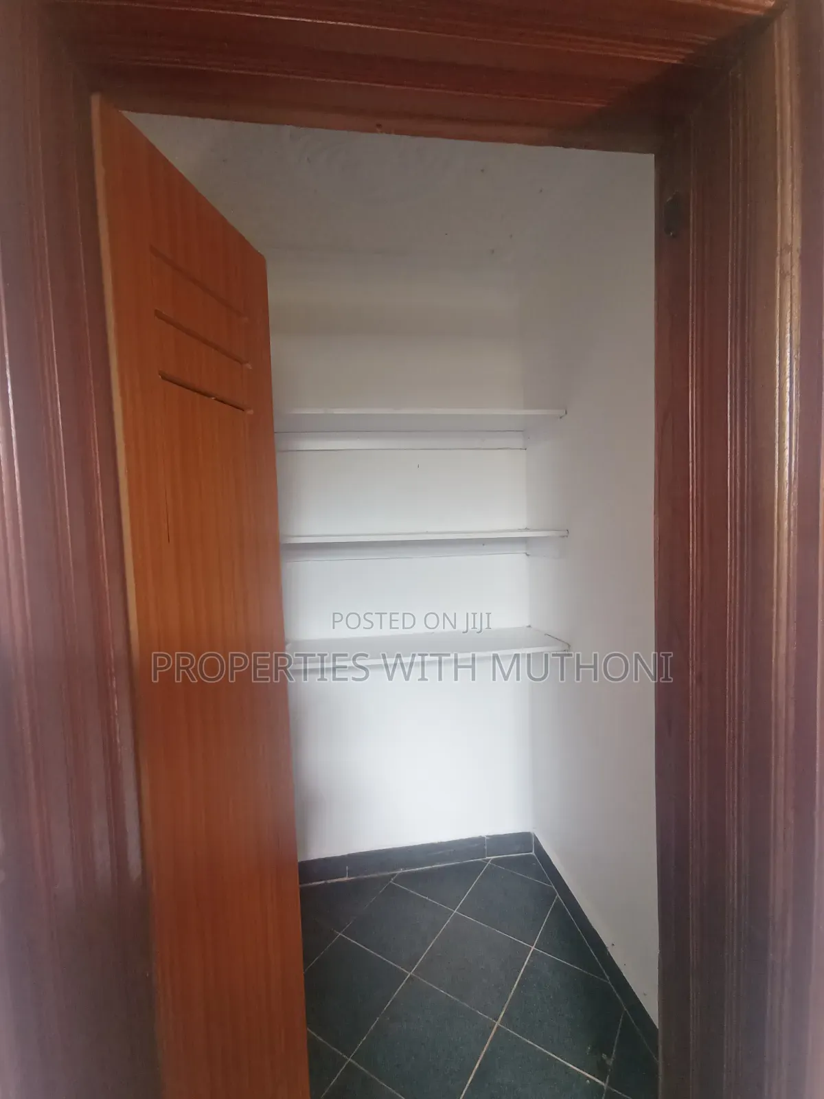 4bdrm Mansion in Chuna Estate, Kitengela for sale