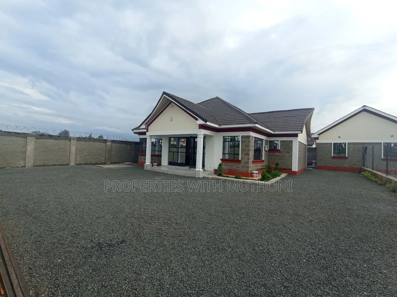 4bdrm Bungalow in Kitengela for sale