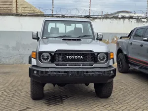 Toyota Land Cruiser 4.5 V8 TD 2019 Silver