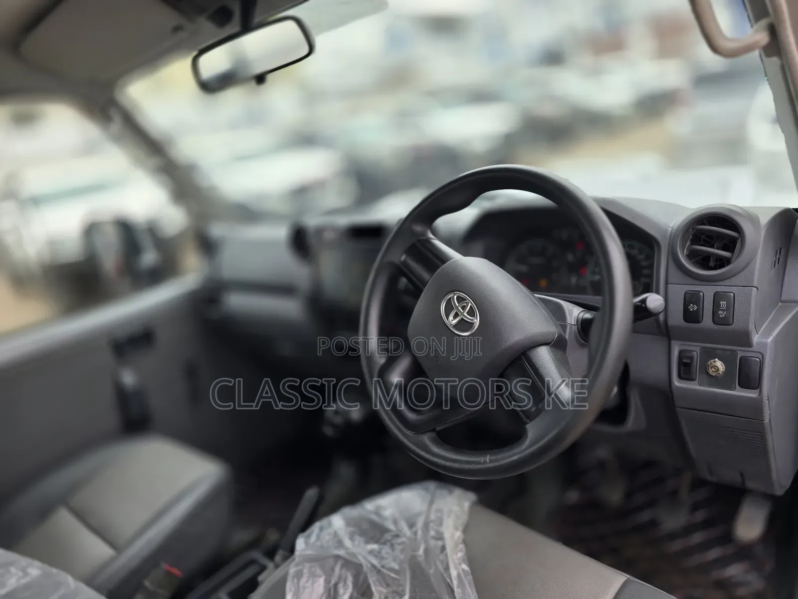 Toyota Land Cruiser 4.5 V8 TD 2019 Silver