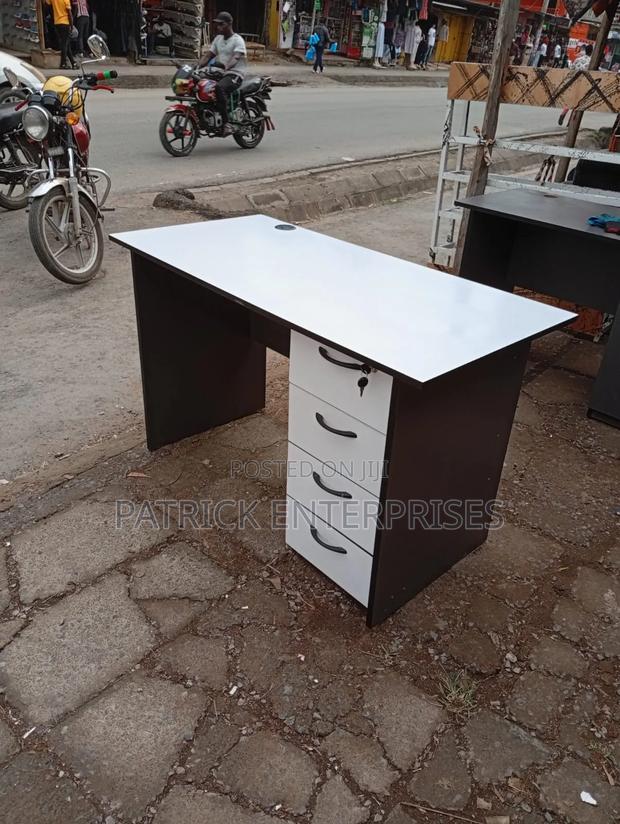 Modern Computer/ Study📚✏ Home/ Office Desk - main view