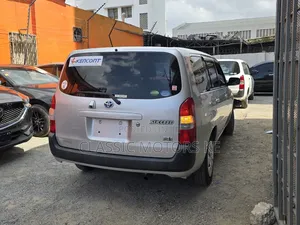 Toyota Succeed 2019 Silver