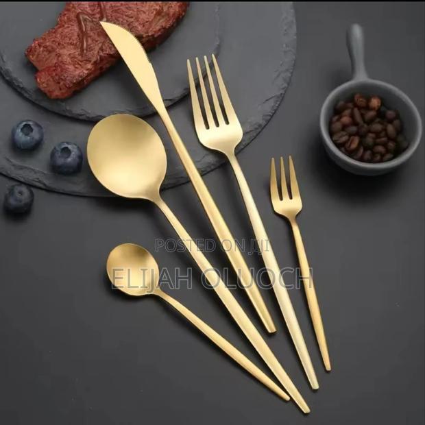 24pcs Luxury Cutlery Set Stainless Steel Now Available - thumbnail 3