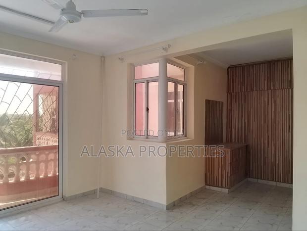 3bdrm Apartment in Mogadishu Estate, Nyali Mkomani for rent - thumbnail 4