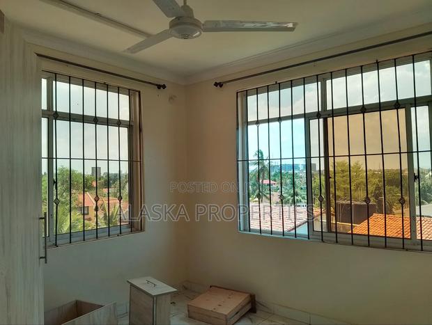 3bdrm Apartment in Mogadishu Estate, Nyali Mkomani for rent - thumbnail 2