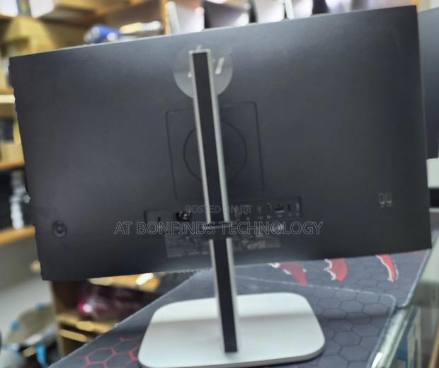 Hp 27inch Display Monitor 
Series: Series 5 Pro 
Model:Hp 527pu Hp - thumbnail 3